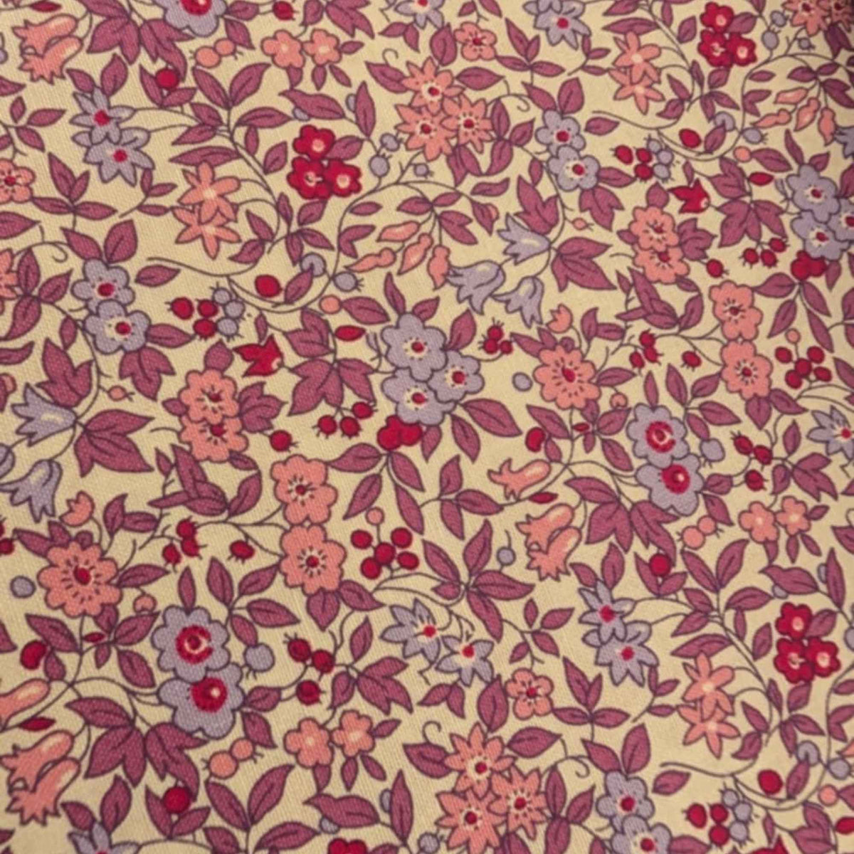 Liberty Fabrics – Forget Me Not Blossom (01666823A) | Flower Show Botanical Jewel