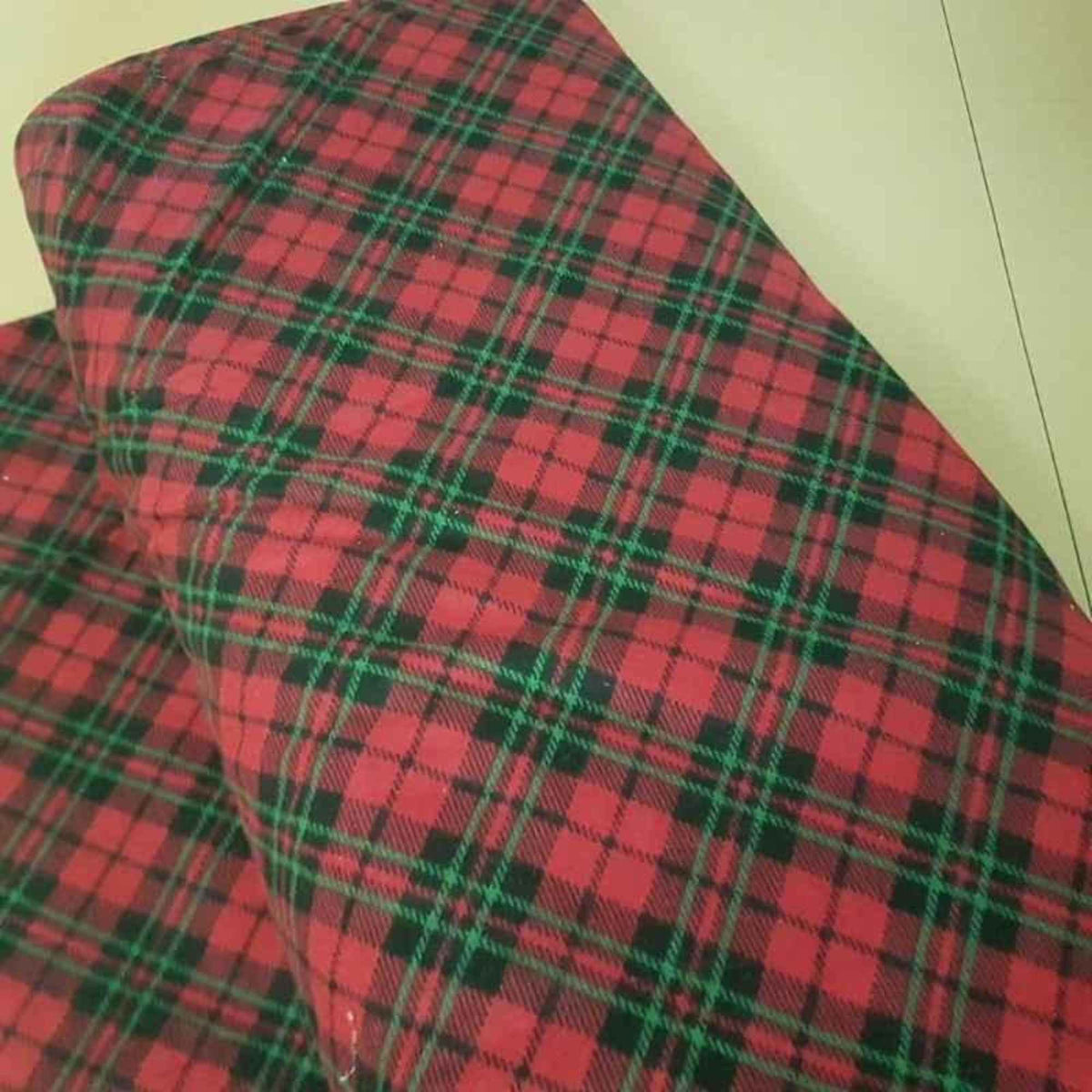 Red & Black Plaid Cotton Flannel – Red Christmas Plaids - Oeko - Text Standard 100