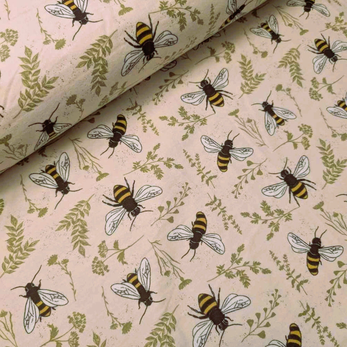 Bumble Bee Cotton Flannel – Cream with Bees & Botanicals | 100% Cotton Flannel