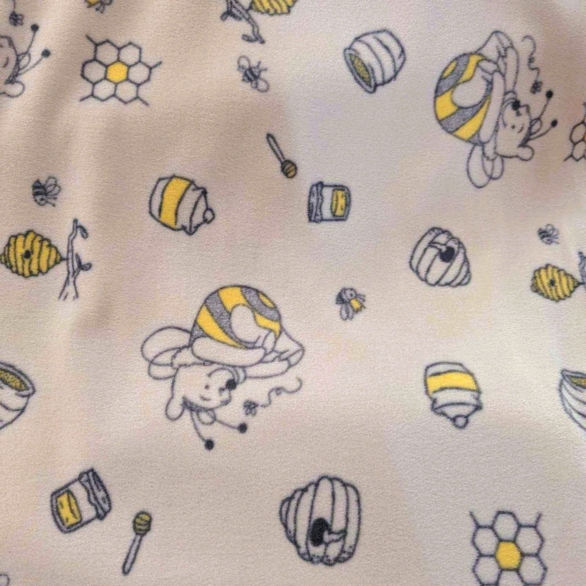 Pooh Honeybee Toss Fleece – Soft Winnie the Pooh Fabric