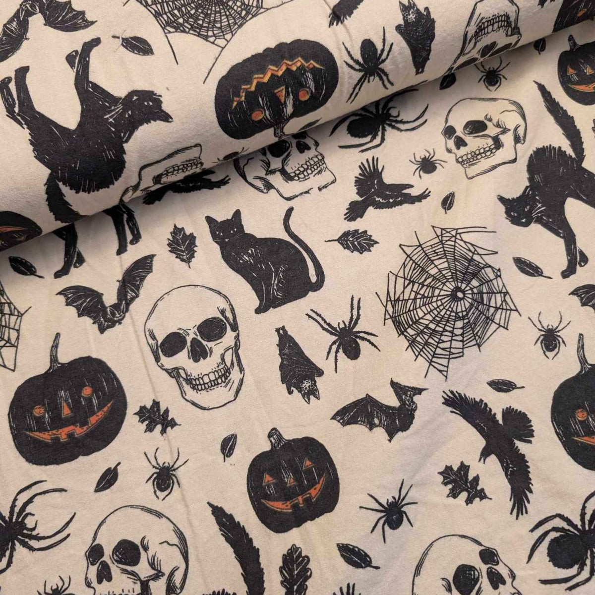 Spooky Halloween Cotton Flannel – Skulls, Spiders, Bats & Pumpkins
