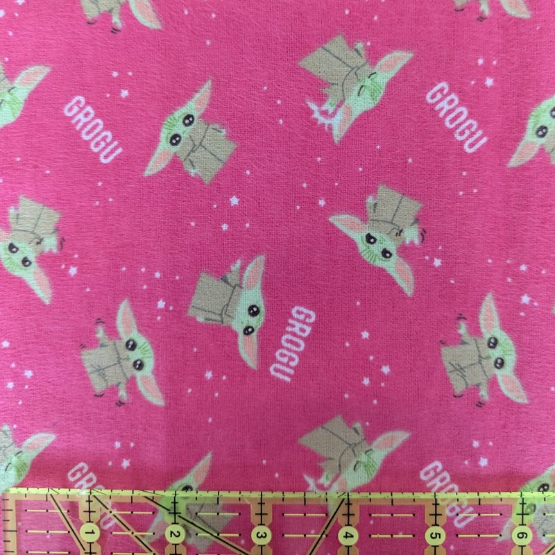 Star Wars The Mandalorian, Poses and Stars, Grogu on Pink FLANNEL