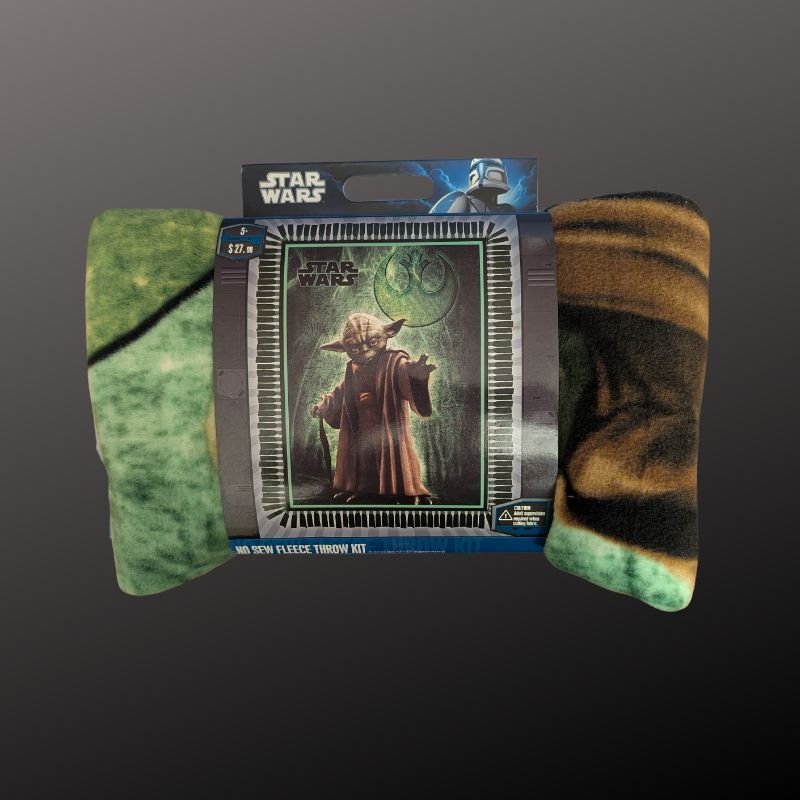 Star Wars Yoda No - Sew Fleece Throw Kit