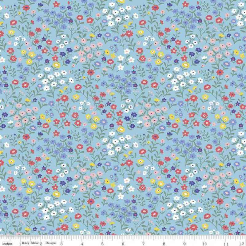 Floral FLANNEL in Light Blue, Riley Blake Cotton Flannel | Fabric Design Treasures